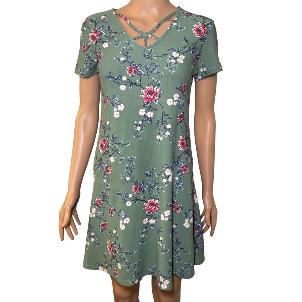 Rue 21 Spring Green‎ Floral Print T-Shirt Dress Size Small Lattice chest